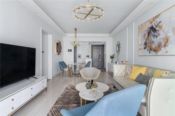 瑞士小姐姐的新家,跳躍的色彩,個性的金屬元素,網友:好美 瑞士小姐姐的新家,跳躍的色彩,個性的金屬元素,網友:好美