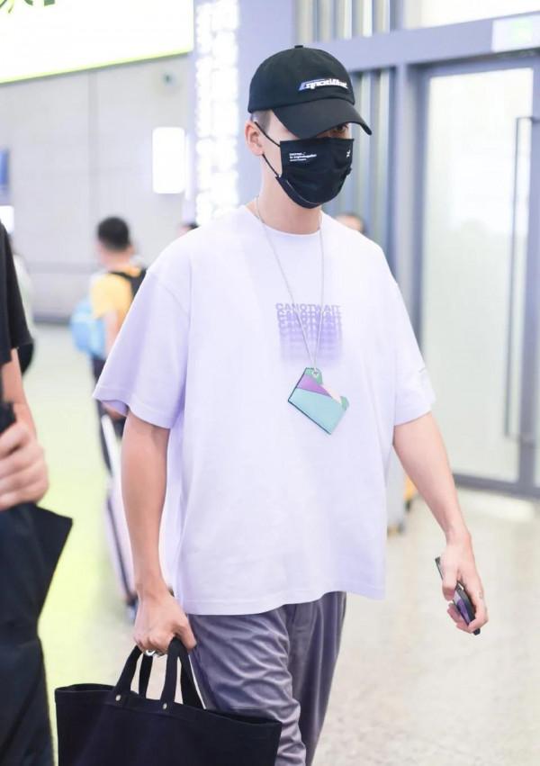 李易峰任嘉倫楊洋陳偉霆王嘉爾，帥哥們的私服穿搭，你最喜歡誰？