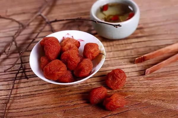 泡麵是垃圾食品?真正的“垃圾食品”公佈,儘量少給孩子吃 泡麵是垃圾食品?真正的“垃圾食品”公佈,儘量少給孩子吃