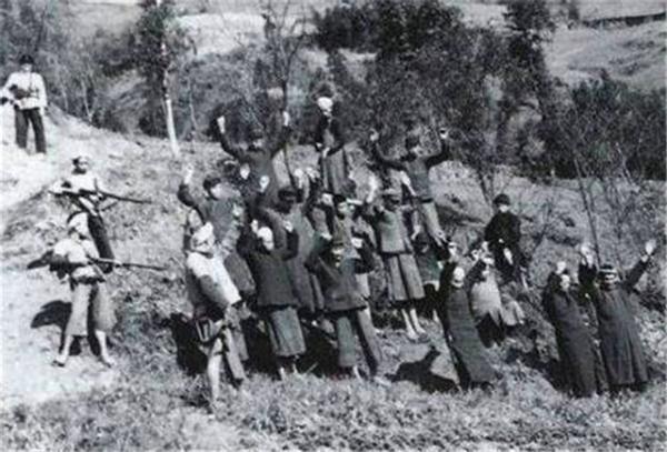 70年代，四川一搬磚工自稱是神槍手，暴露了隱藏21年的身份