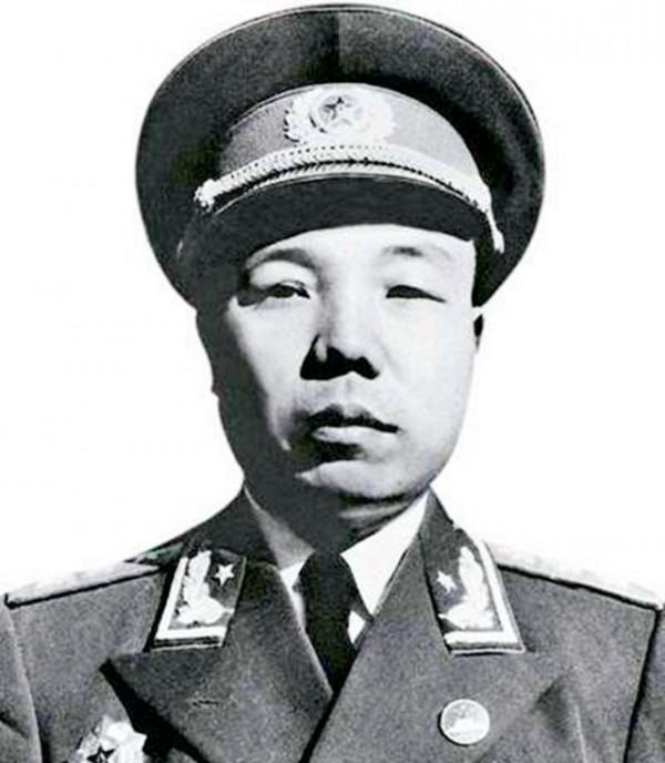 1955授銜時,年紀最小的元帥、大將、上將、中將和少將都是誰? 1955授銜時,年紀最小的元帥、大將、上將、中將和少將都是誰?