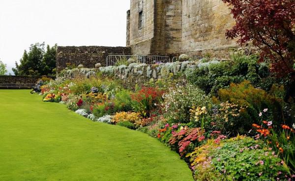 斯特靈城堡:堪稱蘇格蘭最宏偉的城堡,不可錯過 斯特靈城堡:堪稱蘇格蘭最宏偉的城堡,不可錯過