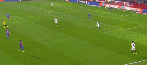 西甲-巴塞羅那1-1十人塞維利亞 拉基蒂奇助攻反戈舊主 登貝萊失絕殺 西甲-巴塞羅那1-1十人塞維利亞 拉基蒂奇助攻反戈舊主 登貝萊失絕殺