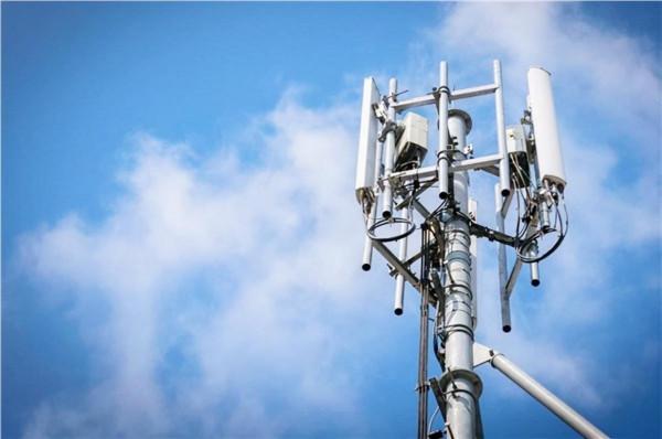 在5G網路建設上連摔“跟頭”，老美到底是哪裡做錯了？