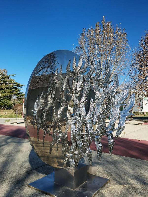 陽光下漫步北京國際雕塑公園（五）