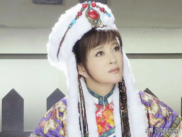 中年扮嫩、油膩耍帥、接爛劇，這5位演員，自毀名聲得不償失