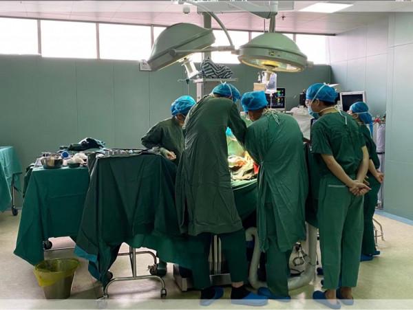 罕見!“映象人”內臟完全反位,食管癌手術醫生需要左右手互換 罕見!“映象人”內臟完全反位,食管癌手術醫生需要左右手互換