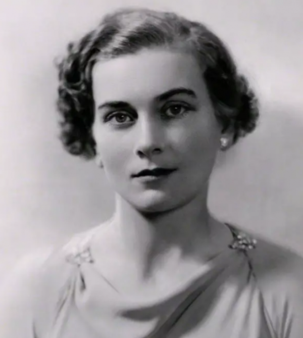 長壽是折磨?愛麗絲王妃103歲去世,可她71歲喪子接著又沒了丈夫 長壽是折磨?愛麗絲王妃103歲去世,可她71歲喪子接著又沒了丈夫