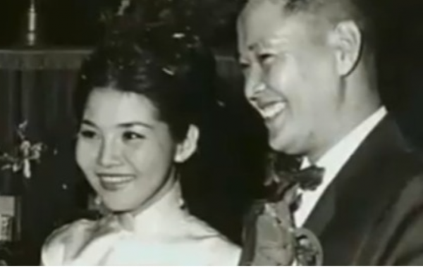 1965年,李顯斌駕機叛逃,得280萬獎金,26年後回鄉探親被捕 1965年,李顯斌駕機叛逃,得280萬獎金,26年後回鄉探親被捕