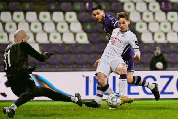 7-0吊打！歐洲足壇慘案：巴薩舊將助攻戴帽，踢出100年紀錄