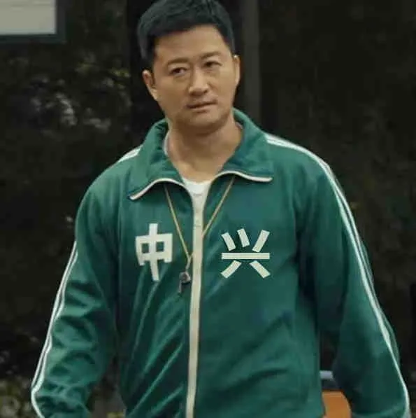 吳京代言手機了：表情包新鮮出爐