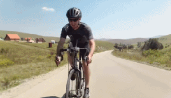 奇葩腳踏車，用手竟然也可以騎行