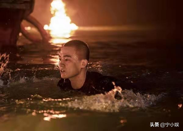 誰說年輕人難演硬漢？這6位接班人，個個戲外低調，戲裡實力不凡