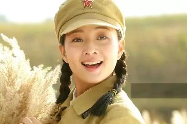 李小冉和梅婷、殷桃的“恩怨糾纏”:兩個男人,攪亂三池春水 李小冉和梅婷、殷桃的“恩怨糾纏”:兩個男人,攪亂三池春水