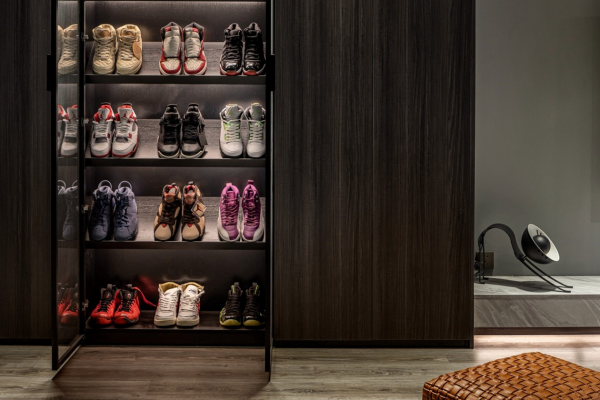 100平現代三室，高階灰+愛馬仕橙，內斂與張揚營造出不一樣的氛圍