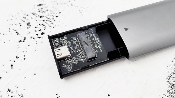 不用的SSD不要扔，一招變行動硬碟，SSK飈王m.2雙協議硬碟盒開箱