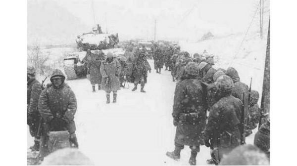 直播實錄⑰|陳曉:檔案解讀冰血長津湖 致敬偉大抗美援朝精神 直播實錄⑰|陳曉:檔案解讀冰血長津湖 致敬偉大抗美援朝精神