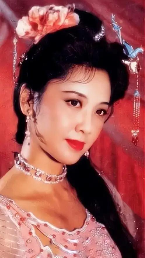 最美女兒國王——朱琳美照