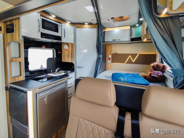 享舒適之旅,度羅馬假日,新星羅馬假日T600風尚款房車​ 享舒適之旅,度羅馬假日,新星羅馬假日T600風尚款房車​