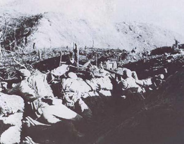 老兵隱姓埋名33年，看報紙才知道，鄧小平和金日成都在尋找他