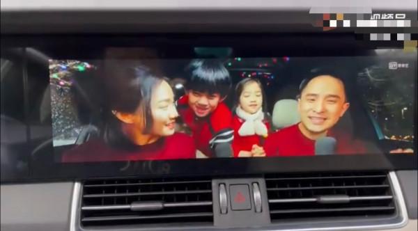 理想汽車“推送廣告”系十萬臺下線紀念小影片