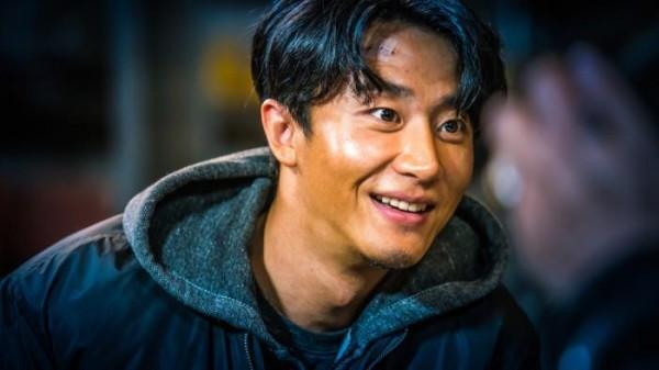 單眼皮也很帥的男星，我只服這5位！個個氣質內斂，很有魅力