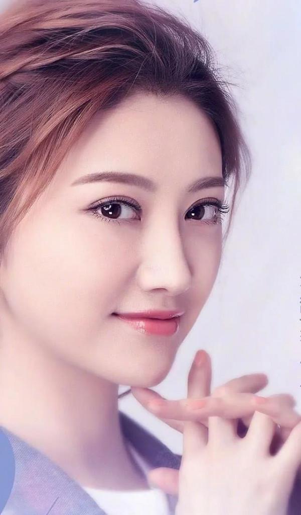 景甜，笑起來真甜