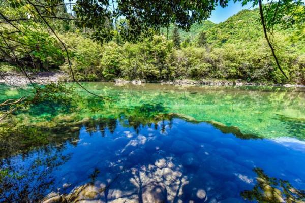 石臺一冷門景區,古稱西黃山,後因其形狀改名,山高林密人跡罕至 石臺一冷門景區,古稱西黃山,後因其形狀改名,山高林密人跡罕至