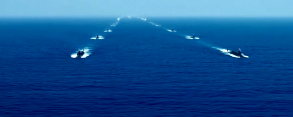 把唐國強和張國立安排在一起，導演用心了，殷秀梅把晚會推向高潮