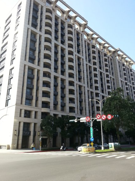 20年過去,F4各有各的故事,有人賣房賣車,有人任由豪宅變廢墟 20年過去,F4各有各的故事,有人賣房賣車,有人任由豪宅變廢墟