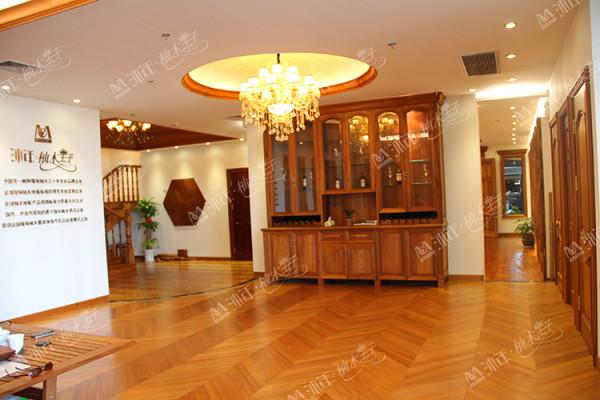 柚木傢俱是定製得好呢?還是成品的好呢? 柚木傢俱是定製得好呢?還是成品的好呢?