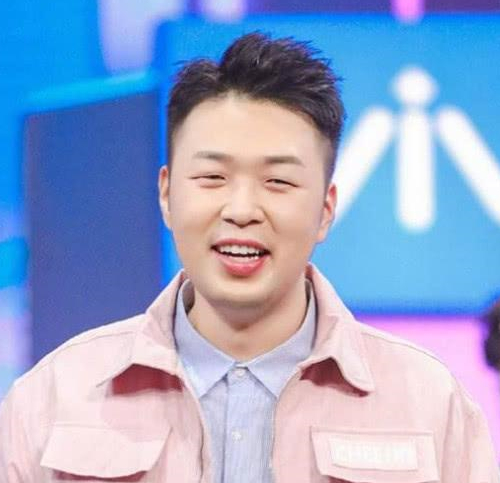 親和力大殺器，什麼人看見這樣的眼睛也兇不起來