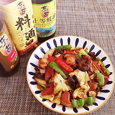 #東古家味美食#家常香辣下飯菜——雙椒臘肉炒包菜 #東古家味美食#家常香辣下飯菜——雙椒臘肉炒包菜