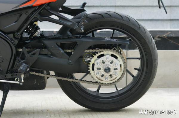 QJMOTOR閃300皮帶版即將上市 價格貴3000塊？