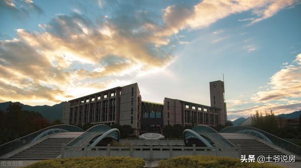 聽說到處都在拋售樓盤，2022年的房子還能不能買？
