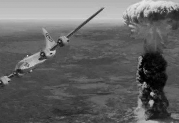 1945年李梅火攻,美國最瘋狂的軍事行動,徹底摧毀了日本工業 1945年李梅火攻,美國最瘋狂的軍事行動,徹底摧毀了日本工業