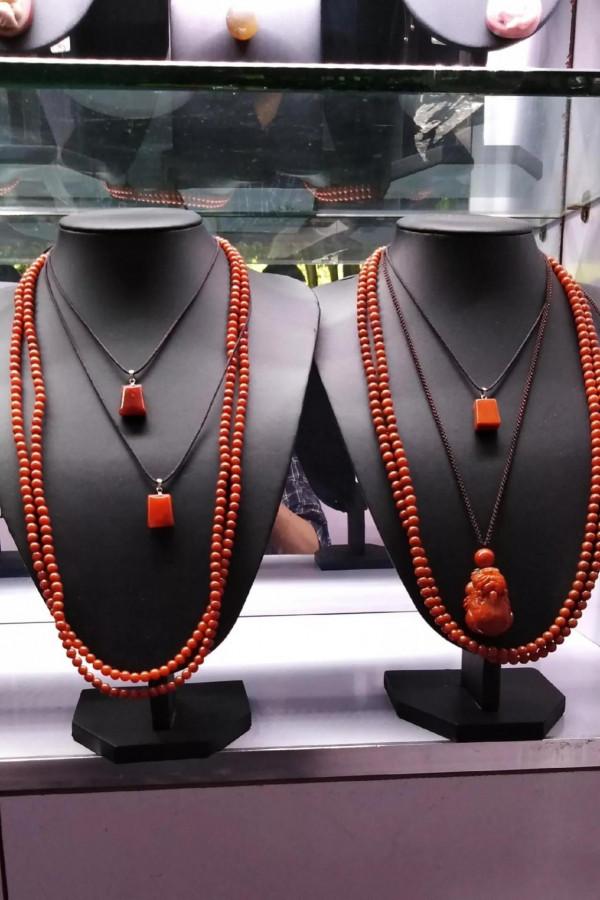 我愛南紅瑪瑙,我愛這中國紅 我愛南紅瑪瑙,我愛這中國紅