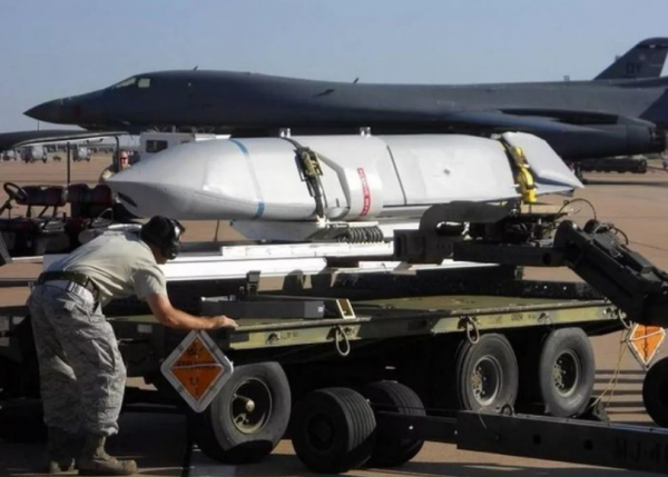 2架B-1B，一次發射48枚隱身反艦導彈，俄羅斯海軍能否承受得住？