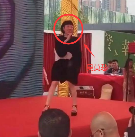 吳莫愁：憑《好聲音》爆紅，如今“失業”，她是資本的犧牲品嘛？