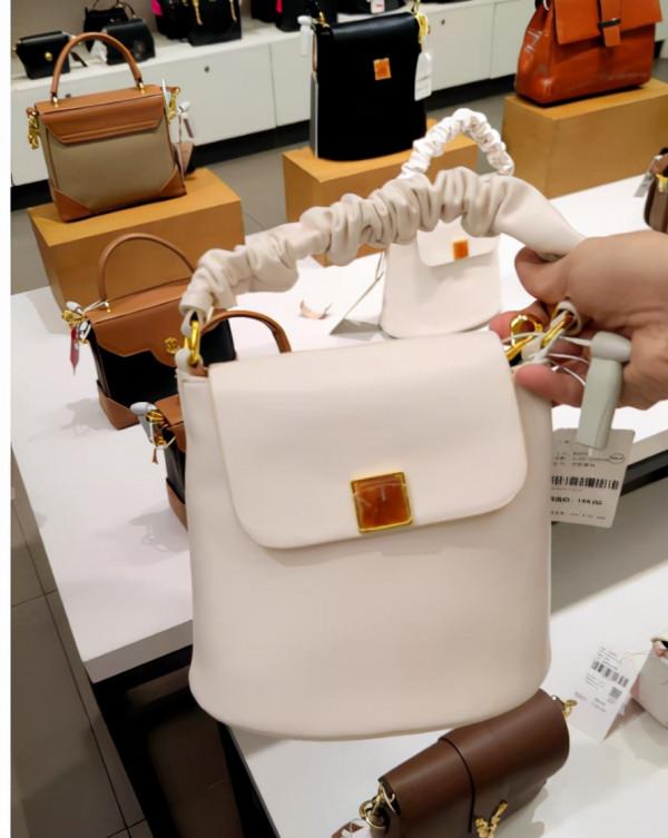 唯品會上的大牌為何便宜？一名資深買手道出其中的“玄機”