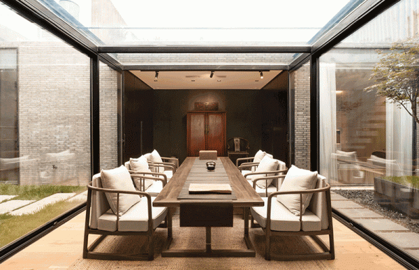 跨國夫妻爆改北京大雜院,100㎡做一居室,剩下的全給景觀花園 跨國夫妻爆改北京大雜院,100㎡做一居室,剩下的全給景觀花園