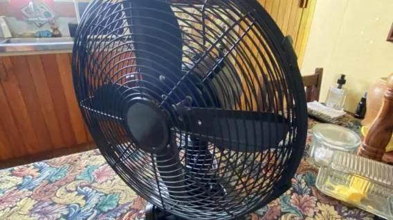 如何在炎熱的夜晚入睡