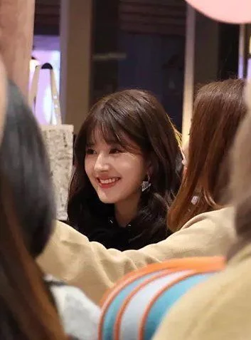 笑起來眼裡有星辰大海的女明星們,你覺得最靈的是哪一位呢? 笑起來眼裡有星辰大海的女明星們,你覺得最靈的是哪一位呢?