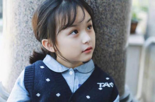 童星也內捲了？張籽沐13歲演高中生，小溫宜紀姿含卻沒小時候火？