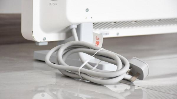 米家石墨烯智慧電暖氣:簡約格調 加熱驅寒 米家石墨烯智慧電暖氣:簡約格調 加熱驅寒