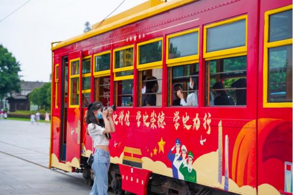 “安仁古鎮”拍了拍你：小可愛們，是時候安排節假遊了