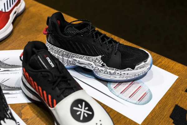 經典復刻的背後，被逐漸耗盡的情懷