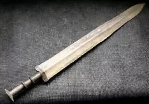 秦始皇陵早被發現，為何遲遲不開挖？02年專家用核磁掃描解開疑惑