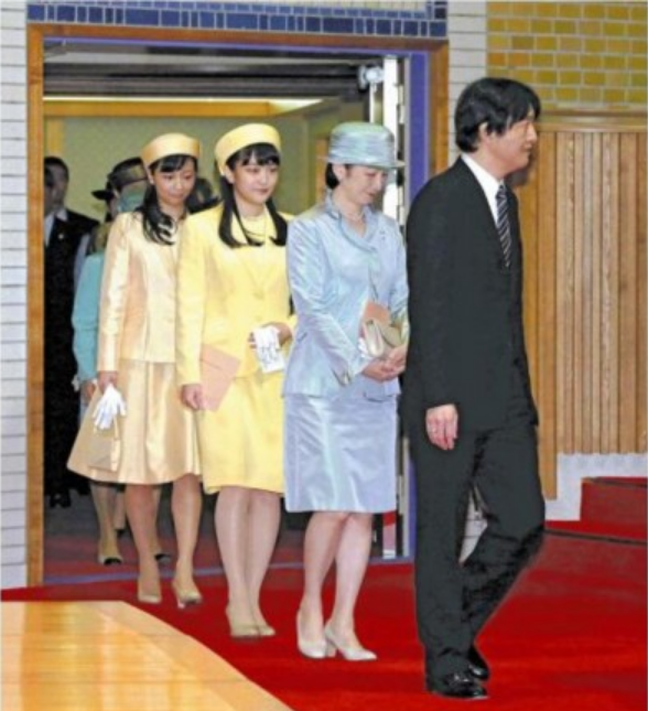 泰國倆公主都未婚,真子放棄一切尋求自由,同為公主差距大 泰國倆公主都未婚,真子放棄一切尋求自由,同為公主差距大