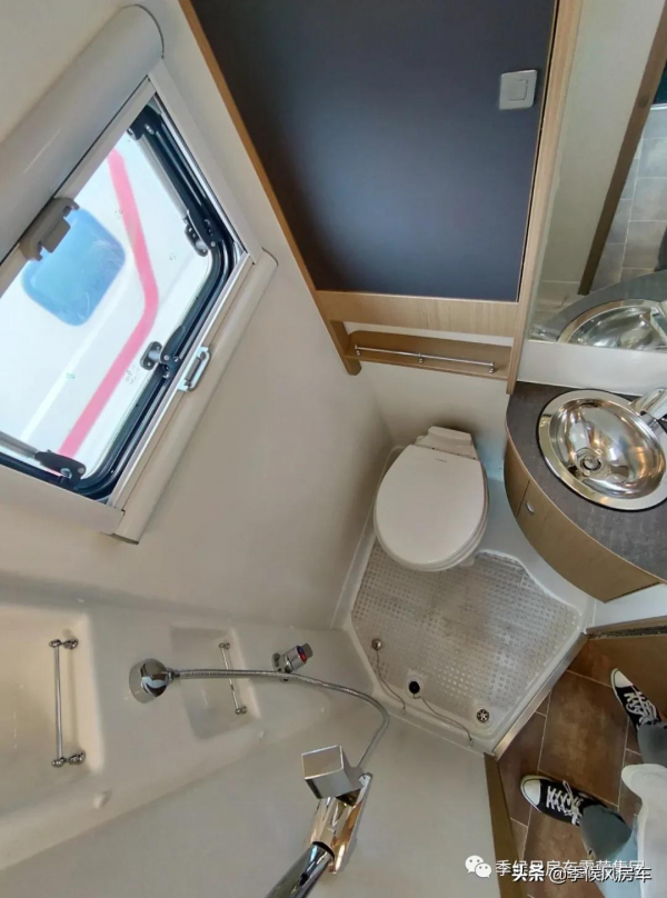 一探究竟中美合資打造的瑞弗V820售價五十多W為何能賣得如此火爆